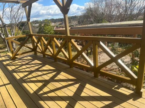 ウッドデッキ塗装